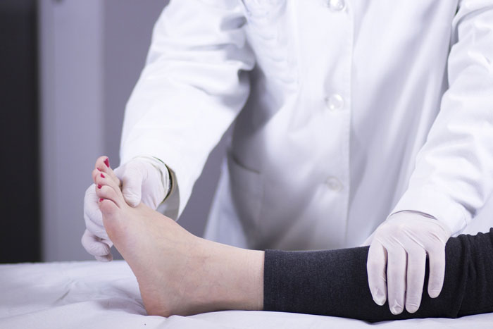 درمان فیزیکی در زخم پای دیابتی